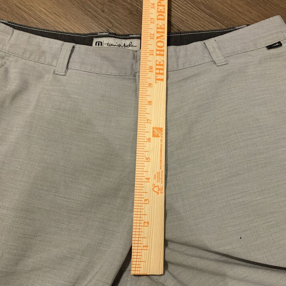 Travis Mathew Beck Shorts Mens Gray 34 Performance Stretch Golf Wicking Casual‎ - Picture 12 of 13